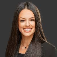 Ashley Hovatter's Instagram, Twitter & Facebook