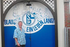 Start drużyny landshut devils w 2. Wn Schalke Fanclub Vorsitzender Zum Bevorstehenden Abstieg Peter Ellefred Wenn Es Soweit Ist Werde Ich Nicht Rumheulen Ahlen Westfalische Nachrichten