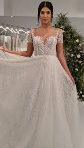 When planning a wedding, picking out bridesmaid dresses is extremely important—and difficult. Hey 2020 And 2021 Brides Check Out The Latest Trends From Ny Bridal Fashion Week Laura And L Bridal Fashion Week Accessorizing Dresses Wedding Dress Trends