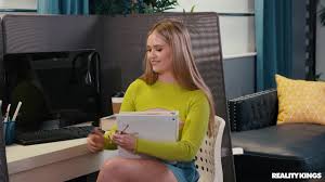 Natural Tits screw with Angie Faith - PORNSTARS.TUBE