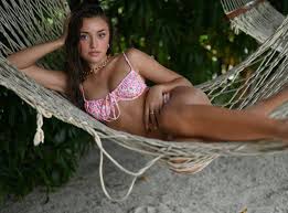 Presley Elise - Kulani Kinis October 2023 • CelebMafia