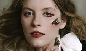 Paris Paloma、'drywall'のMVを公開