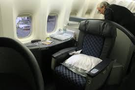 Whether it's the ultimate luxury of our fully enclosed first class cabins, the spacious business class seating, or our newly revamped economy class, the game changer offers the best in class, for every class. American Airlines 777 200 First Class Santiago Chile Scl To Miami Fl Mia Salsaworldtraveler Sblog