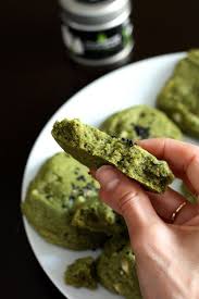 Cookies Moelleux Au The Matcha Et Chocolat Blanc Cookies The Matcha Chocolat Blanc La Facon In 2020 Green Tea Dessert Green Tea Recipes Tea Recipes