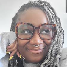 Cate Young's Instagram, Twitter & Facebook