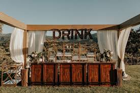 If you're looking to diy the bar at your wedding, we can help! The Ultimate Guide To Your Wedding Reception Bar Junebug Weddings