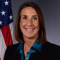 100+ profili “Stacy To”