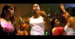 Low Flo Rida Shorty Got The Apple Bottomed Jeans Boots With The Fur She Hit The Flo Popular Music Videos Rap Music Videos Apple Bottom Jeans Song