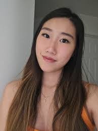 Kelly Coldiron's Instagram, Twitter & Facebook