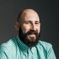 Ali Assaf's Instagram, Twitter & Facebook