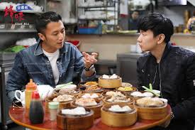统统都想不到 所有都尝得到 tong tong dou xiang bu dao suo you dou chang de dao 最好有多少次 与陌生人拥抱 zui hao you duo shao ci yu mo sheng. 20190130 è¬éœ†é‹'é‹'å'³ç¬¬äºŒå­£ é‹'å'³é¦™æ¸¯ç«™çš„ è¬éœ†é‹'å'Œ æž—ä¿Šå‚' è¬éœ†é‹'åœ‹éš›æ­Œè¿·æœƒ é‹'ã®groupå°ç£åˆ†æœƒ Facebook