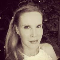 20+ "Anna Helle" profiles