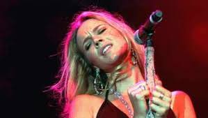 Joss stone and some dragons support william's campaign. Joss Stone Miss Barfuss Macht Jetzt Reggae Musik