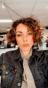 Hello I am already alumni I graduated in 1975, I was a majorette im 11th  and 12th grade, I have a few friends that are no longer here are Alumni,  Wilbert Skipper,