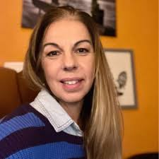 Sometimes being the only voice in the room is the most important role you  can play. Be bold. Be courageous. Be people-centered. I've learned that  bold leaders speak up, especially when it's… |