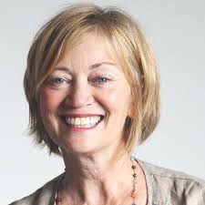 Maureen Palmer's Instagram, Twitter & Facebook