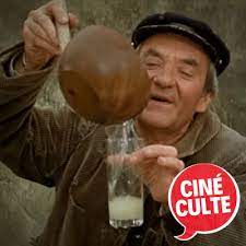 Le glaude et le bombé, deux vieux paysans portés sur la bouteille, vivent retirés de la. Cine Culte Le Perniflard La Minute Culte Avec Jean Carmet Ausha