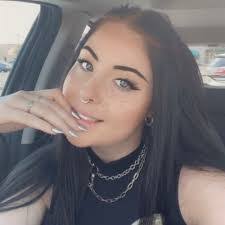 Morgan Stump's Instagram, Twitter & Facebook