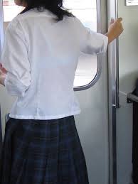 JKの透けブラ画像をください – みんくちゃんねる