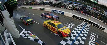 The national association for stock car auto racing ( nascar ) is the largest sanctioning body of motorsports in the united states. Nascar History How Stock Car Racing Got It S Start Cheapism Com