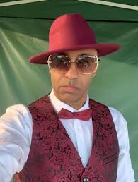 Kenny Paget Le Tour Music