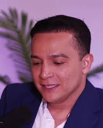 Eric Valdivia's Instagram, Twitter & Facebook