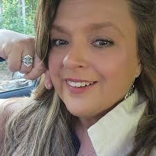 Gina Burleson's Instagram, Twitter & Facebook