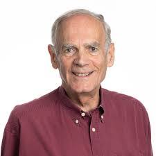 Deirdre Hewitt's Instagram, Twitter & Facebook