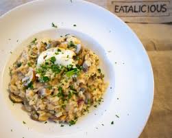 Risotto Mit Funghi Und Scamorza Rezept Aus Italien Eatalicious Risotto Rezepte Pilzrisotto