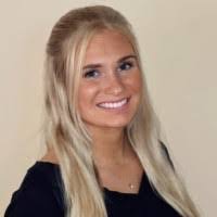 Erica Weir's Instagram, Twitter & Facebook