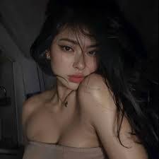 Sara Mccall's Instagram, Twitter & Facebook