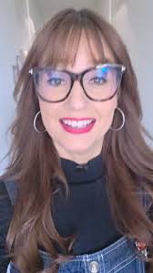 Oh yes I did!! It's Christmas at Chez Huntley🤩 🎄 The tree is up, the  lights are sparkling and I'm ready to get some Christmas shopping done  @qvcuk 🥰 🎄 Our Beauty