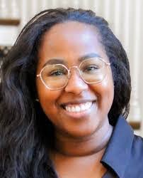 Candice Ponce's Instagram, Twitter & Facebook