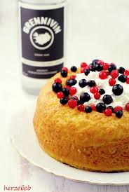 Aber auch kuchen ist nicht gleich kuchen. Baba Au Brennivin Ein Kuchen Klassiker Aus Island Herzelieb