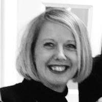 Elaine Dunning's Instagram, Twitter & Facebook