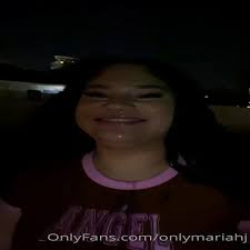 Watch Mariah at a parking lot - Lightskin, Bbc Deepthroat, Bbw Porn -  SpankBang