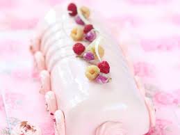 Buche A La Mousse De Framboises Recette Mousse Framboise Framboise Repas Noel