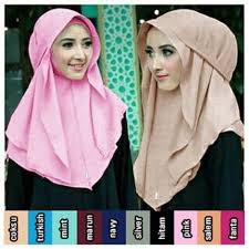 Model dan kreasi jilbab pashmina kini semakin banyak bermunculan demi memperoleh jilbab yang nyaman enak dipandang dan selalu bernuansa fresh serta terlihat cantik pastinya. Pin On Papan1