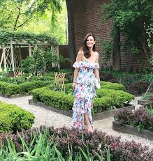 Get airy in these garden wedding dresses that will be right at home in a spring garden wedding. 1001 Ideas For Beautiful Summer Wedding Guest Dresses