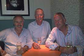 Bob willis (325 wickets in 90 tests) standing at 6ft 6in, a lean. Geoff Merrill Bob Willis And Sir Ian Botham Abc News Australian Broadcasting Corporation