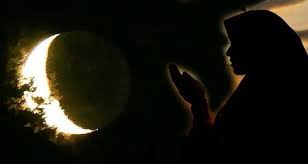 Jangan terlewat, 7 amalan menjemput malam lailatul qadar. 8 Persiapan Diri Untuk Menjemput Malam Lailatul Qadar Di Bulan Ramadan