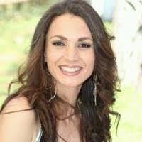 Stacey Roux's Instagram, Twitter & Facebook