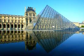 Le recours aux formes abstraites et l'emploi de matériaux. Pyramide Du Louvre Paris 2021 Ce Qu Il Faut Savoir Pour Votre Visite Tripadvisor