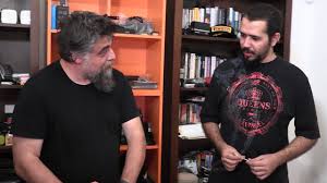 Katlanabilen masalar için verilen bu örnekleri inceleyebilir ve dilediğiniz mekan içerisinde biraz el işi ile kendin yapmaya hazır mısınız? Acilir Kapanir Masa Yapimi Cok Zor Degil Utku Kosoglu Kendin Yap Projeleri Nasil Yapilir Youtube