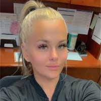 Amanda Maez's Instagram, Twitter & Facebook