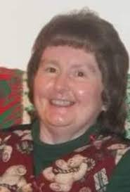 Ellen Bateman's Instagram, Twitter & Facebook