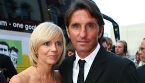 Favre, almanya'da yıldızını parlattı, dortmund'da da tecrübe kazandı. Vertrag Bis Juni 2015