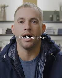 At Harry Rosen, your experience means everything to us — just ask our  President & COO, Ian Rosen. Whether you're shopping in-store, online, or  over the phone, our expert Style Advisors are