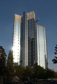 Deutsche Bank Tower I The Skyscraper Center Skyscraper Amazing Buildings Modern Architecture Design