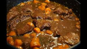Recette De Boeuf Bourguignon Youtube Recette Boeuf Bourguignon Recette Boeuf Recettes De Cuisine